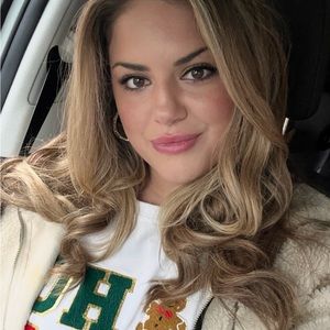 Meet your Posher, Kelly